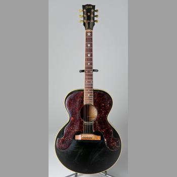 Gibson J-180