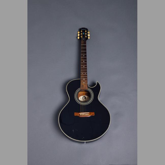 Black Gibson Epiphone
