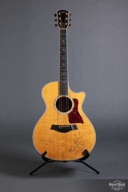 Taylor 612-CE Guitar