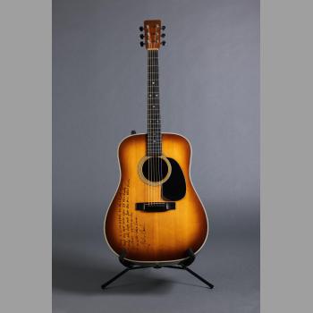 Martin D 28 Guitar